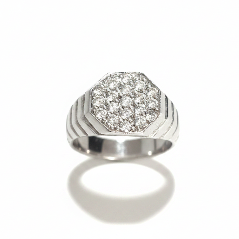 Diamond Signet Ring - White Studio