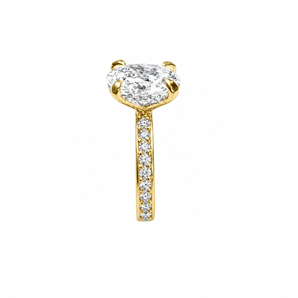 Enhanced side profile of the yellow gold oval diamond ring