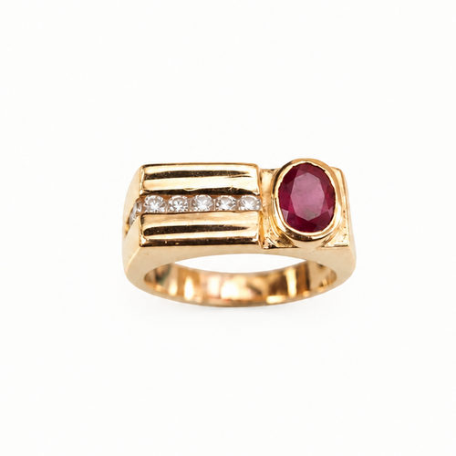 Further zoomed-out imperial ruby diamond ring