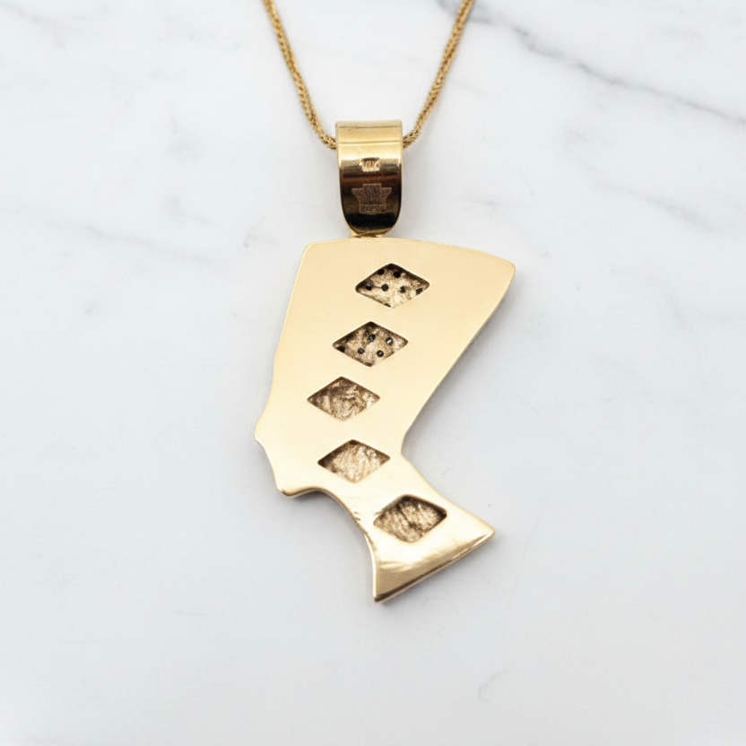 Queen Nefertiti Pendant – Back View Enhanced