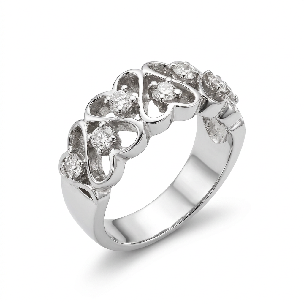 Three-quarter angle of the ring