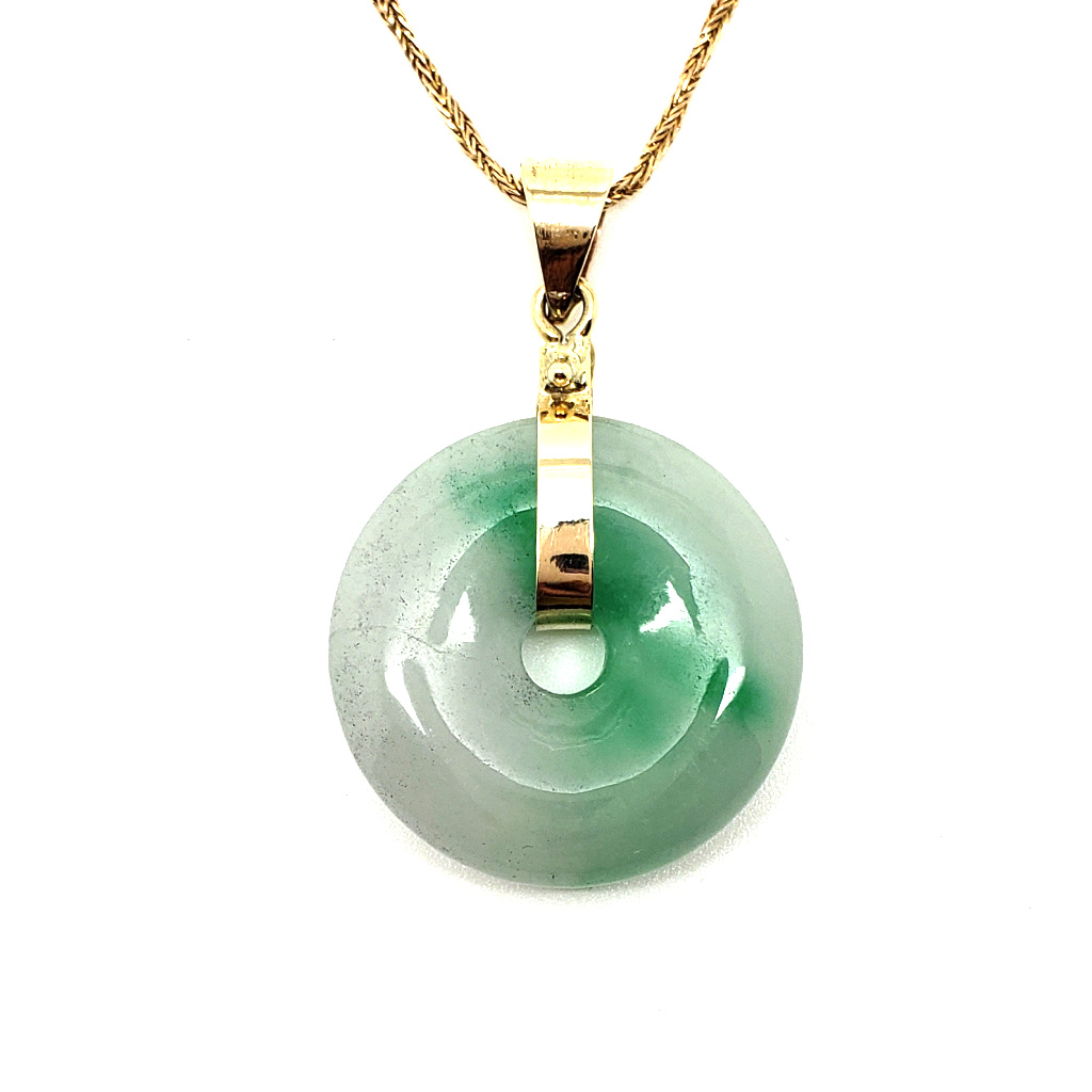 green-jade-circle-pendant-ryu-s-jewelry