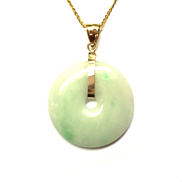 Green Jade Circle Pendant | Ryu's Jewelry