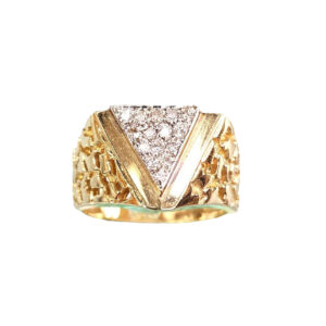 Triangle Diamond Nugget Ring