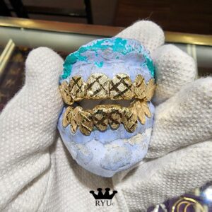 8 Teeth Top & Bottom Grill Set/Pineapple Cut
